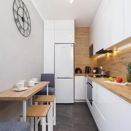 W Parku Lotnikow Tauron Arena By Renters Διαμέρισμα Krasków