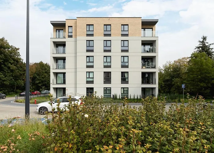 W Parku Lotnikow Tauron Arena By Renters Apartment *